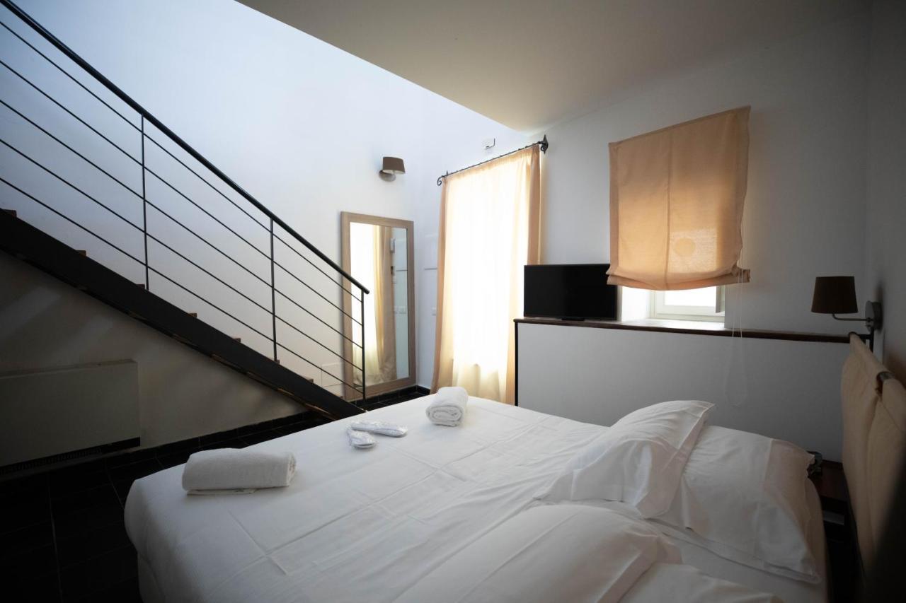 Lanterne Magiche Ortigia Apartment Syracuse ภายนอก รูปภาพ